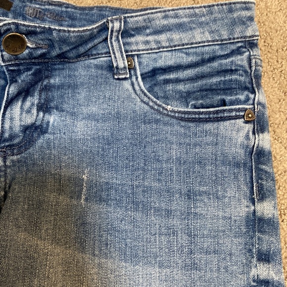 Kut From The Kloth boyfriend shorts, size 8 - Picture 4 of 7